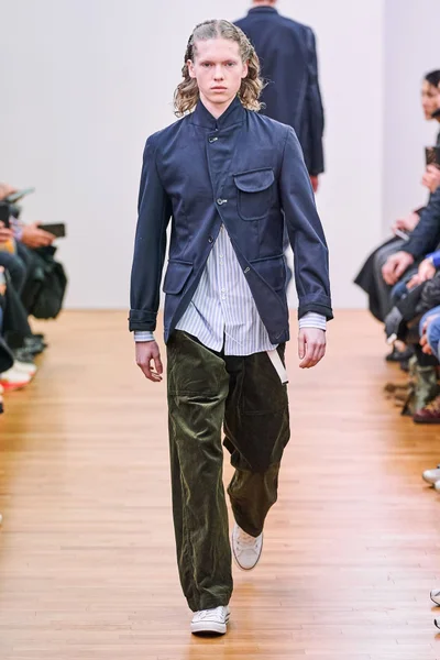 Look 8